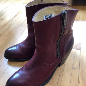 Frye boots, women’s size 11